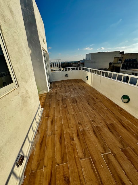 3 Bedroom Brand New Penthouse