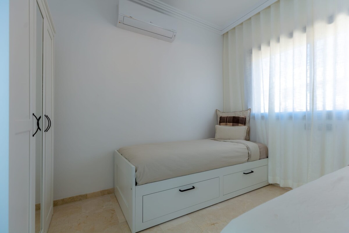 غرفة النوم 2