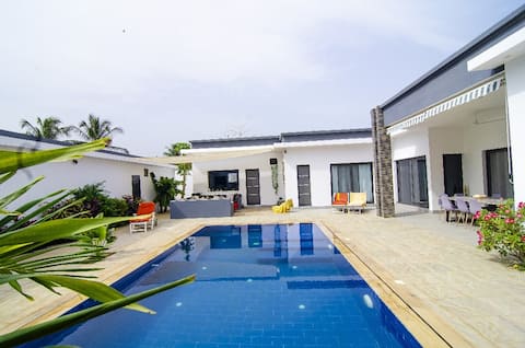 Elegant Getaway Close to the Beach