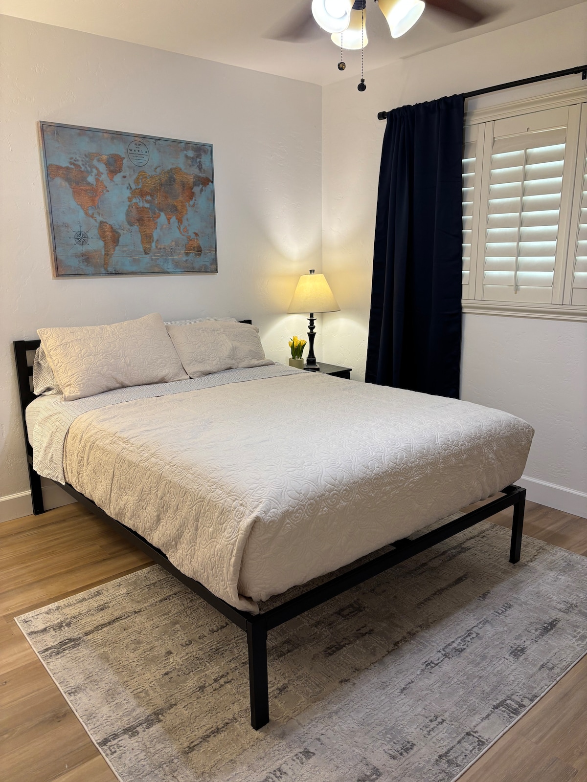 新地板、新油漆。