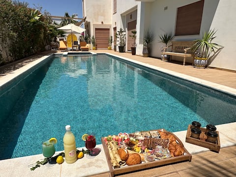 Casa Del Sol – Exotic Retreat, 2 min walk to beach