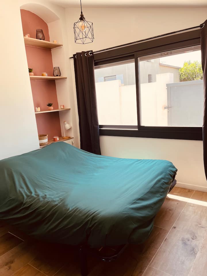 Mini Studio Indépendant Dans Une Villa - Aimargues