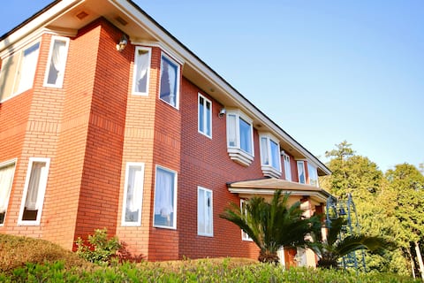 Izuhoshi-no-Mai, up to 20 people [24-hour natural hot spring & open-air bath with a view, BBQ, karao