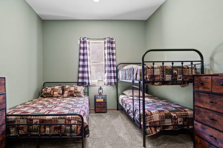 Bedroom 4