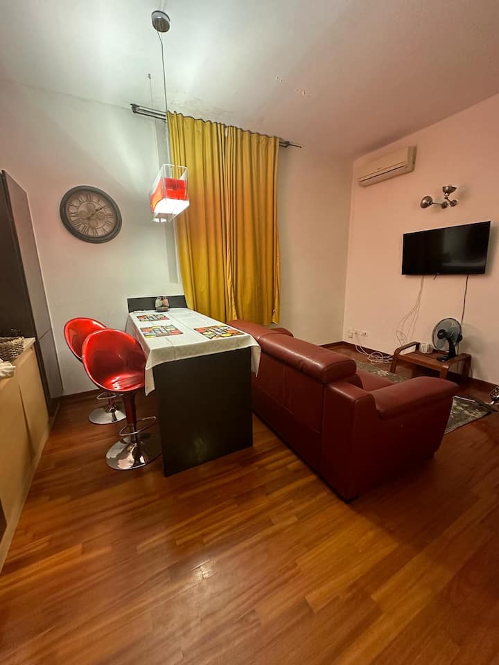Monocale Central Piazza Martiri - Casalecchio di Reno