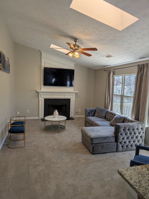 Charming 3 Bedroom Retreat (Free EV Charging)