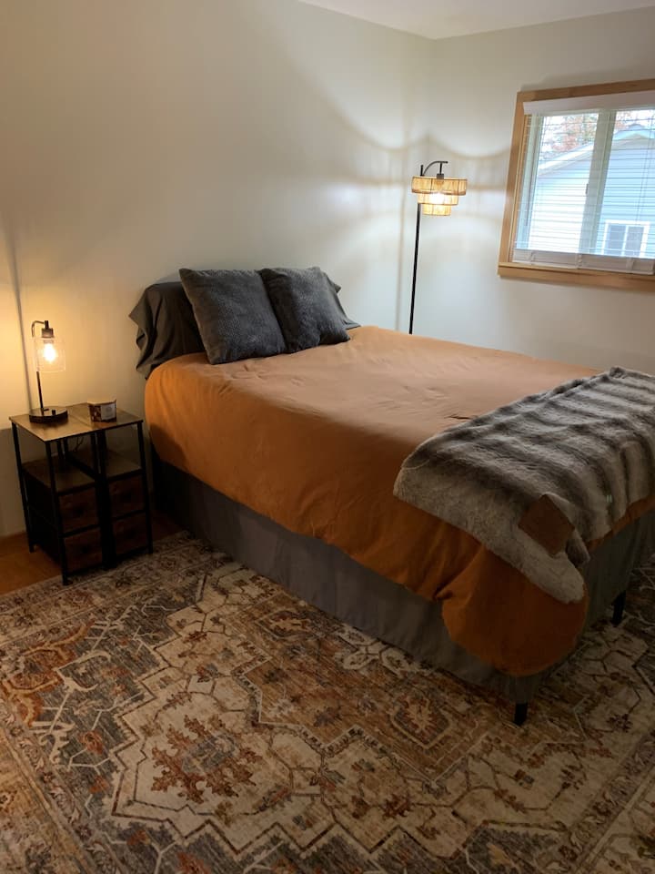 غرفة النوم 2