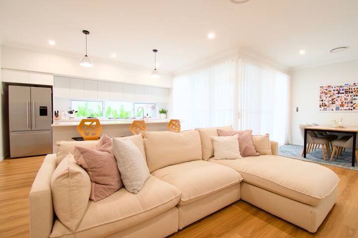 Harmony Haven | Pool, Parks & Beaches Nearby! gallery image 2