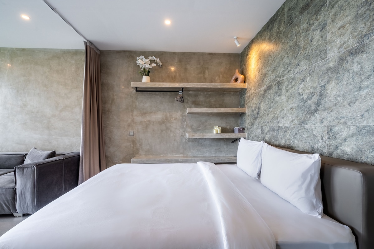 Rental unit in Mengwi · 1 bedroom · 1 bed · 1 bath, Airbnb comparable