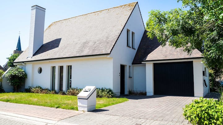 Ruime Villa 12p Met Airco & Laadpaal · Nieuwpoort - Diksmuide