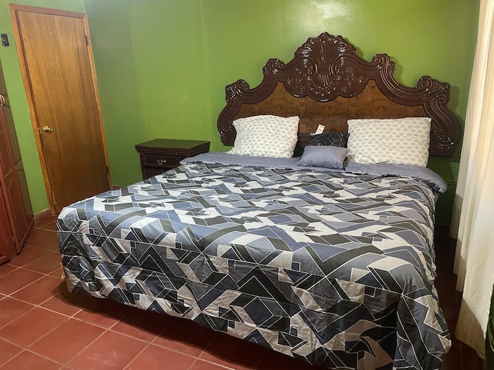 საძინებელი 1