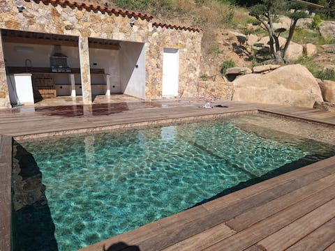 Stone House - Heated pool according to period