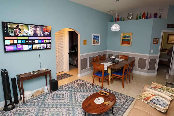 Walk To Atlantic Ave•cool Vibes Getaway•game Room - Delray Beach, FL