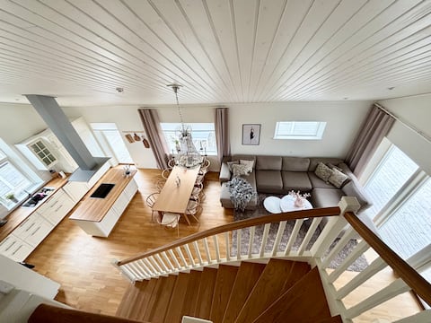 Popular Airbnb listing: Seaside holiday dream in Tanumstrand, Grebbestad in Tanum