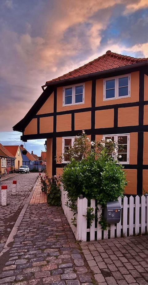 Townhouse in Rønne's cobblestone district