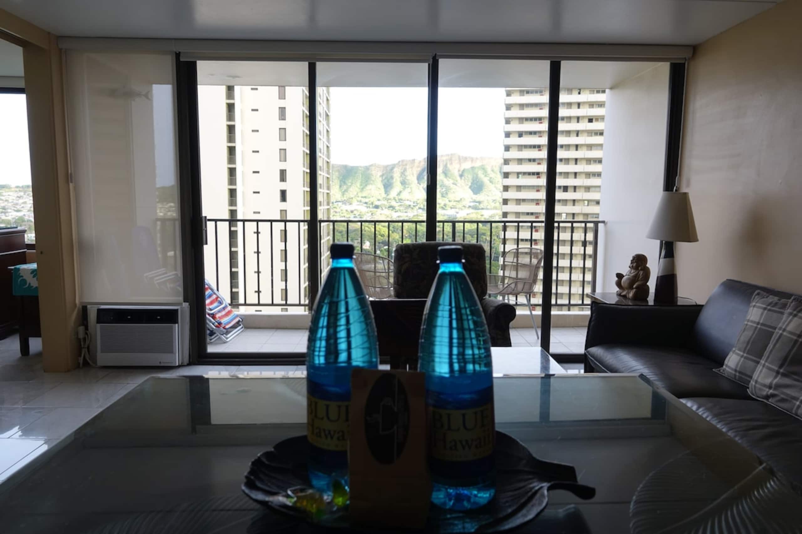 Hale Nalu Suite Waikiki - Image 12