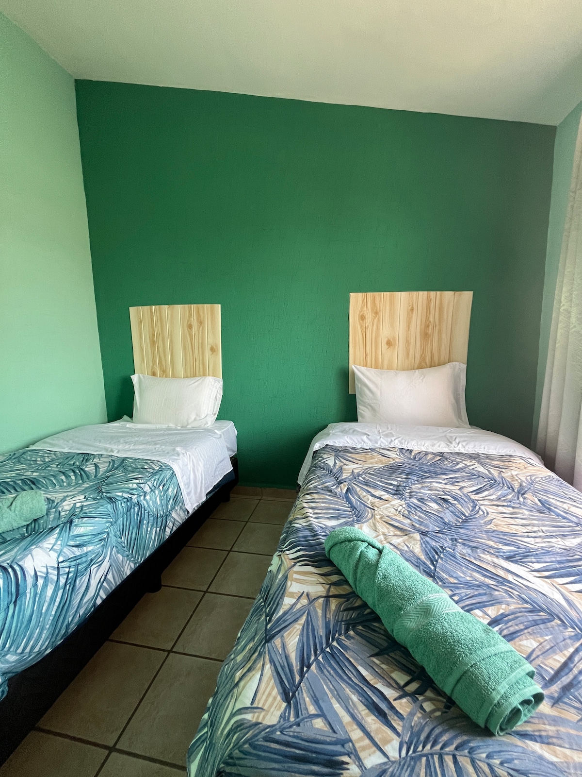 غرفة النوم 2