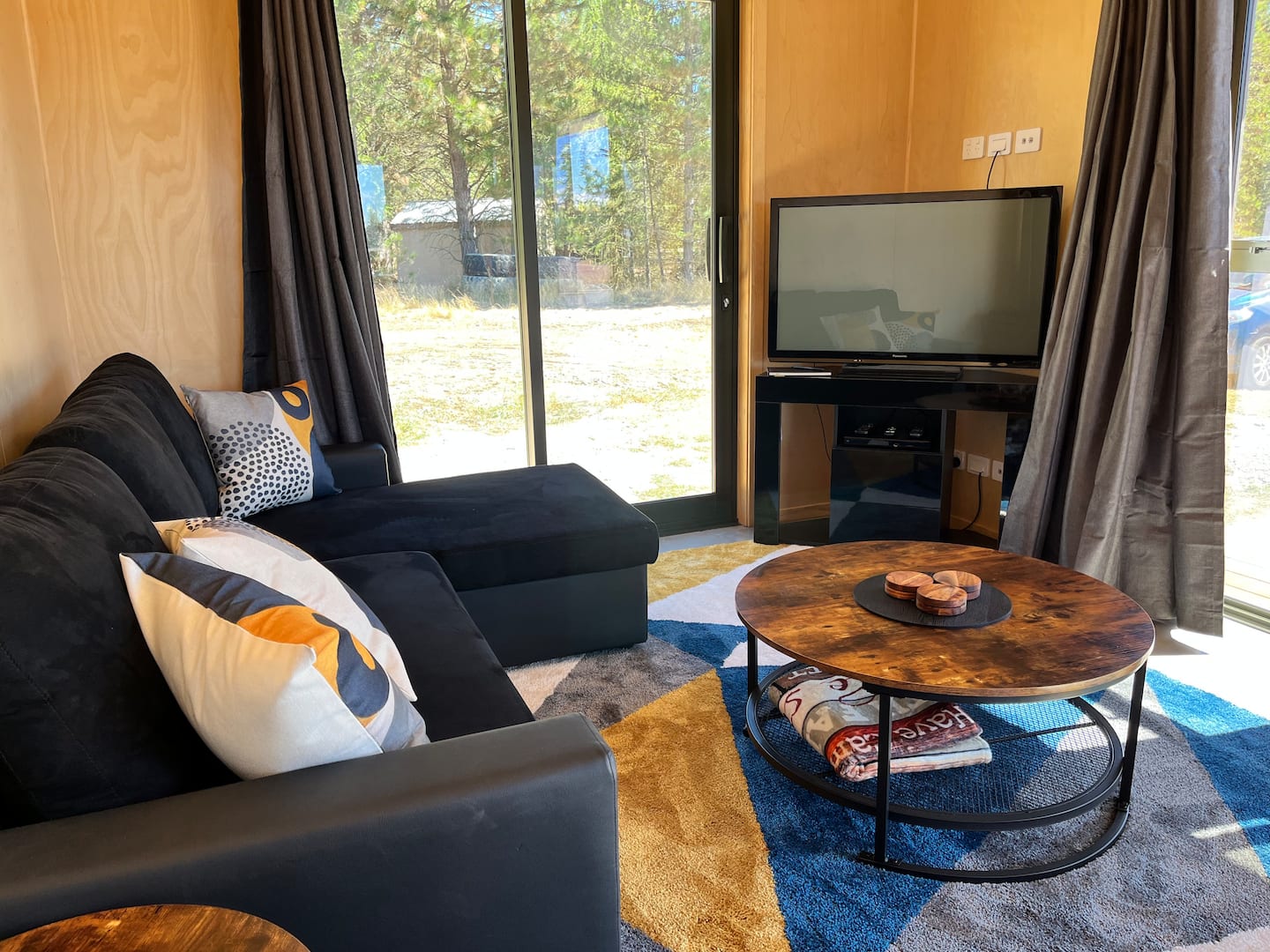 Twizel - Pinewood Close * With Outdoor Bath* 2