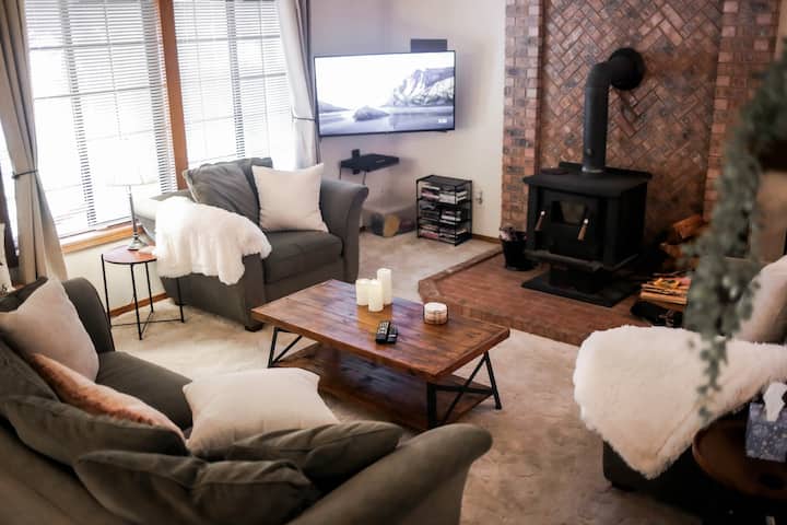 Mt. Rainier /Lake /Pet Friendly/fence/hot Tub/ev - Ashford