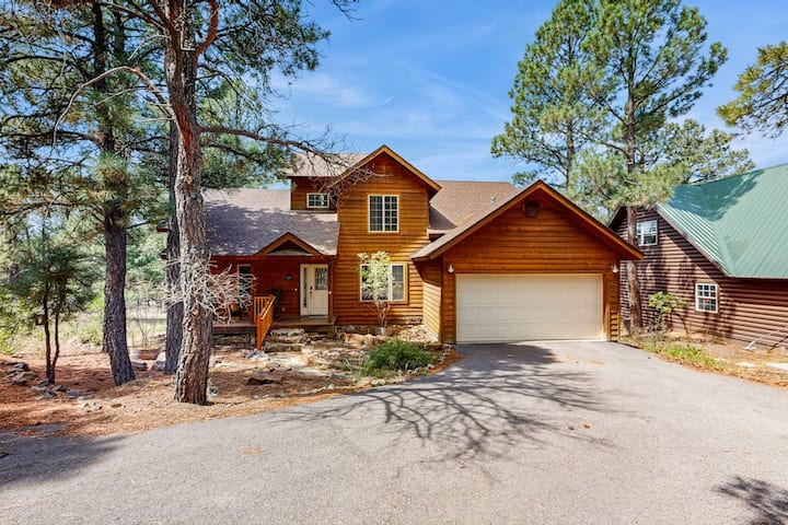Three Br Home With Large Deck, Full Kitchen & Wifi - Pagosa Springs, CO