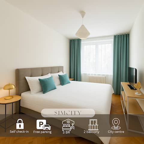 Simcity 2 I 3BR,city center, parking,self check in