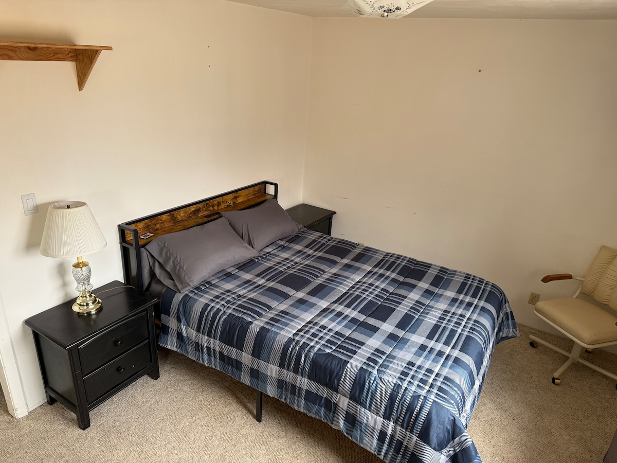 საძინებელი 1