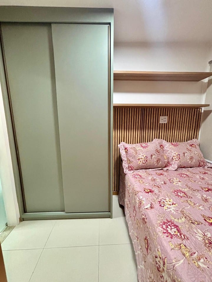 Bračni krevet✓
Ormar✓