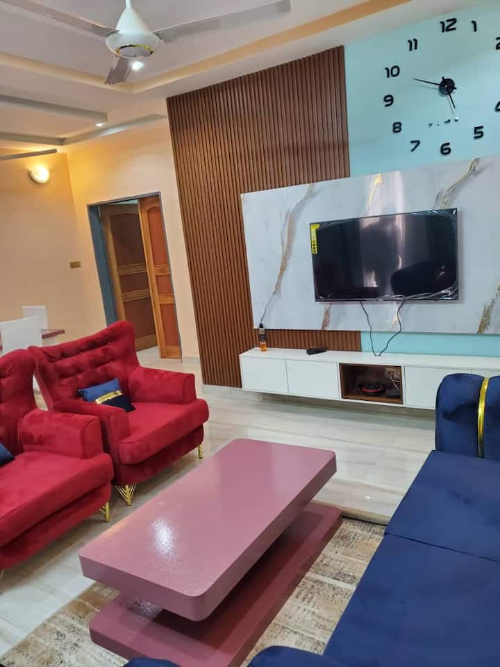 Villa Bien éQuipée Et Propre - Ouagadougou