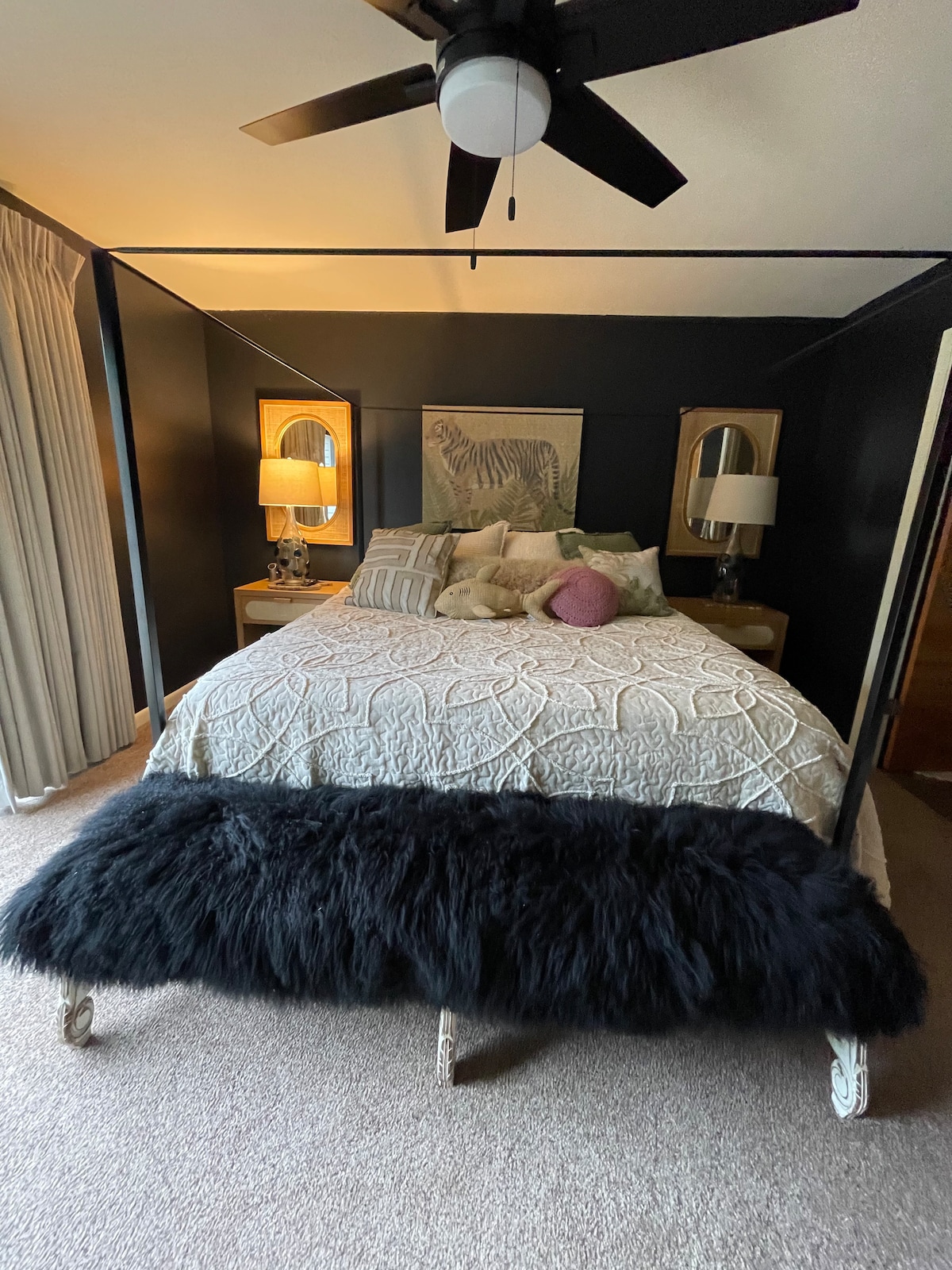 Брачен балдахин во апартманот 1 