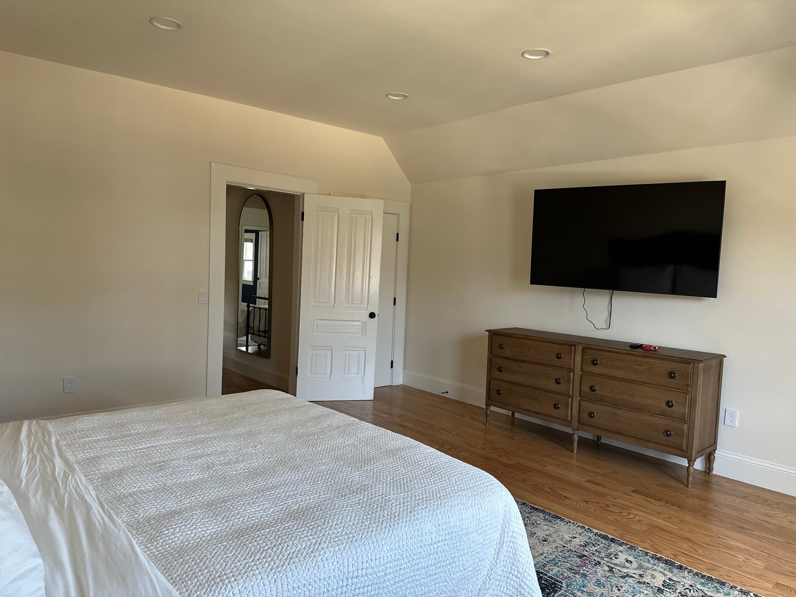 Home in San Francisco · ★5.0 · 4 bedrooms · 6 beds · 2 baths - Image 22