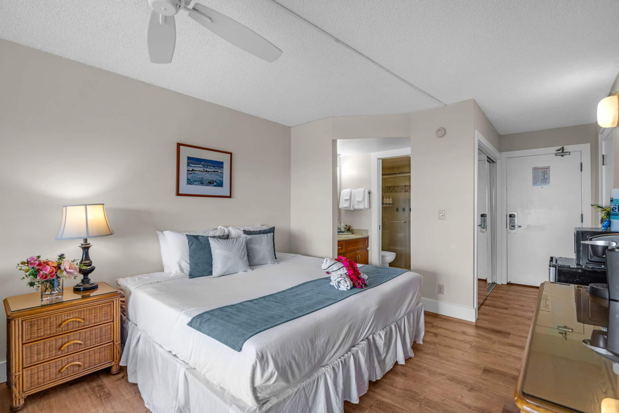 Condo in Kihei · ★4.75 · Studio · 2 beds · 1 bath - Image 6