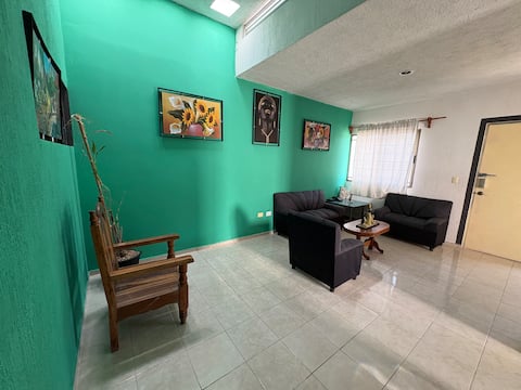 Successful Airbnb property: Casa Americas II, @ 20 min beach, Mérida Norte in Fraccionamiento Las Américas Ii