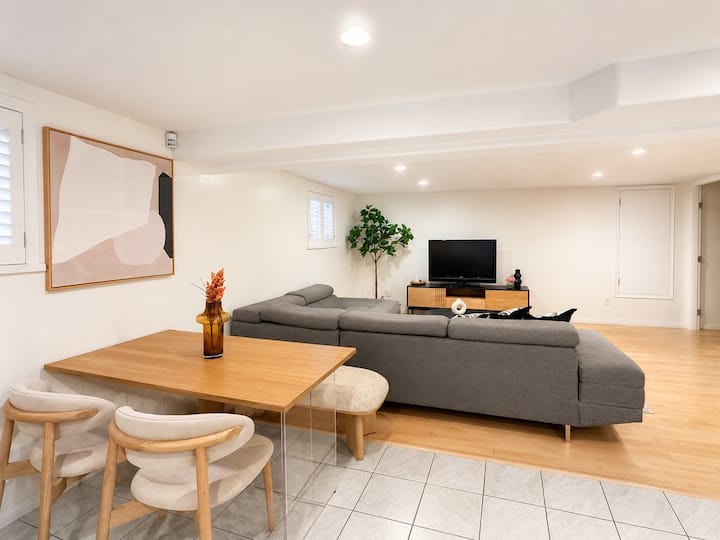 Spacious 2br Suite Near Ubc & Kerrisdale - Canada
