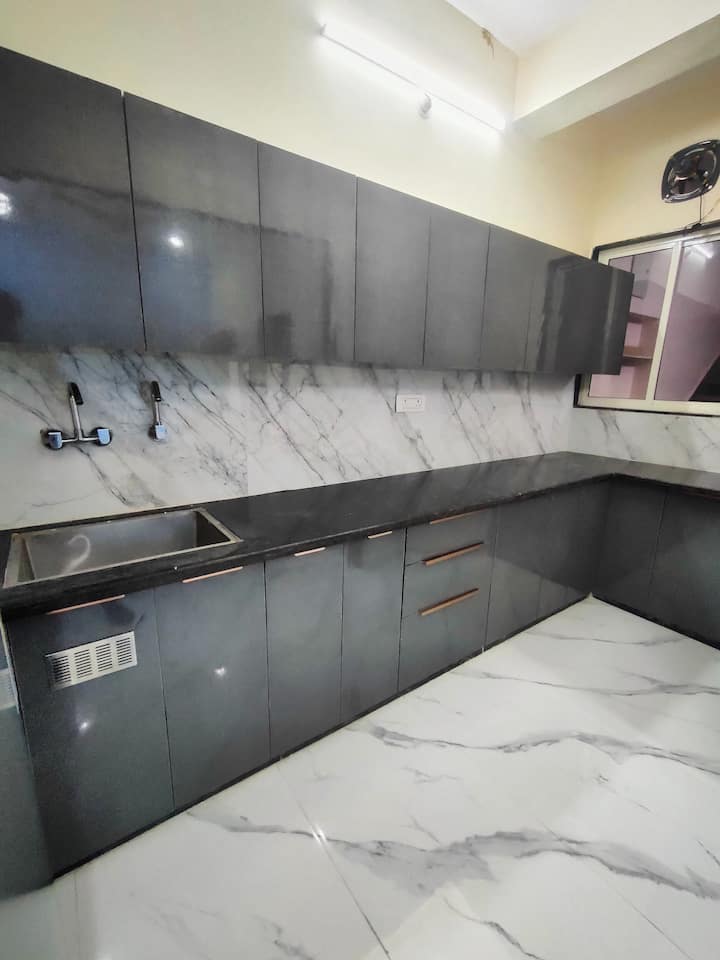 Luxe 3bhk Retreat | Terrace For Families & Groups - 科塔