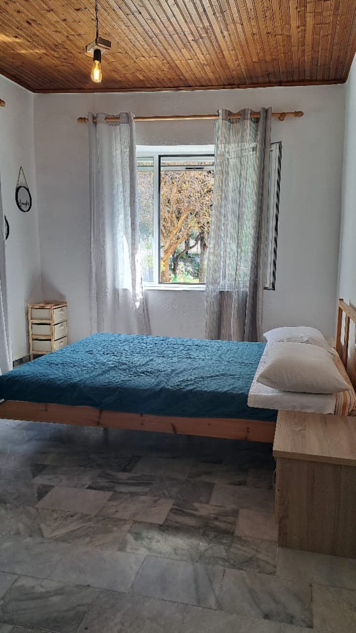 Dhomë gjumi 1