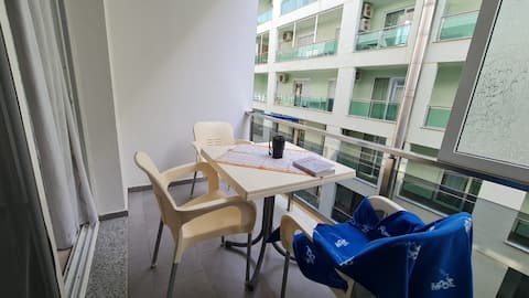Studio-100 meters from the sea, clean-comfortable.