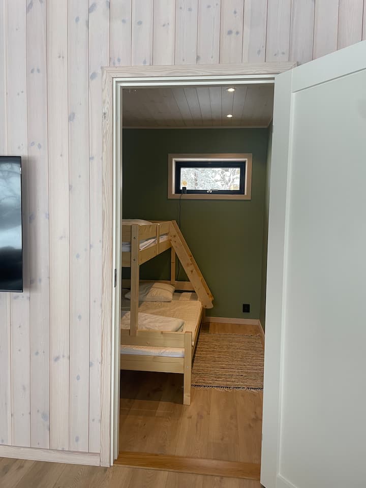 საძინებელი 3