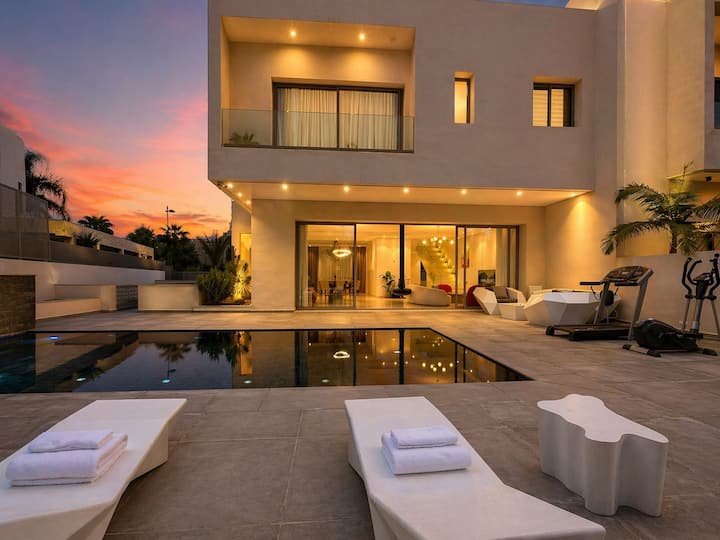 Villa De Charme Avec Piscine Privée, Hammam, Golf - Marrakesh
