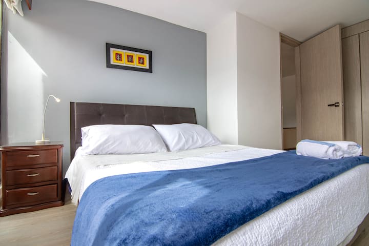 Schlafzimmer 2