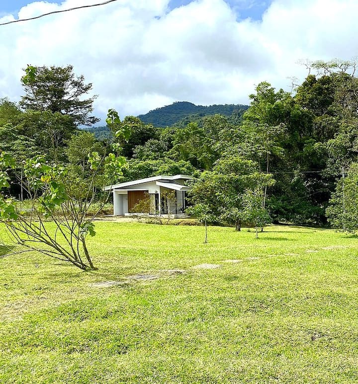 Helechos Lodge, Naturaleza Comodidad Y Privacidad - Bajos del Toro