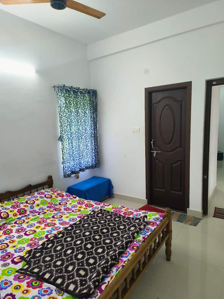 საძინებელი 1