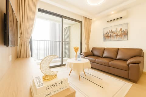 Big sale-Lunar Tet Hol-2BR/Vinhome Dcapitale/Pool