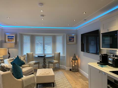 New!  Bagpipers Luxury Hideaway