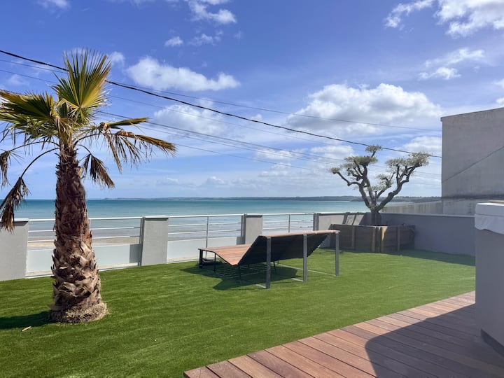 Maison De Plage Avec Spa Et Terrasse Face Mer - Plérin