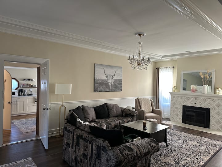Vacation Home Rochester Hills - Rochester Hills, MI