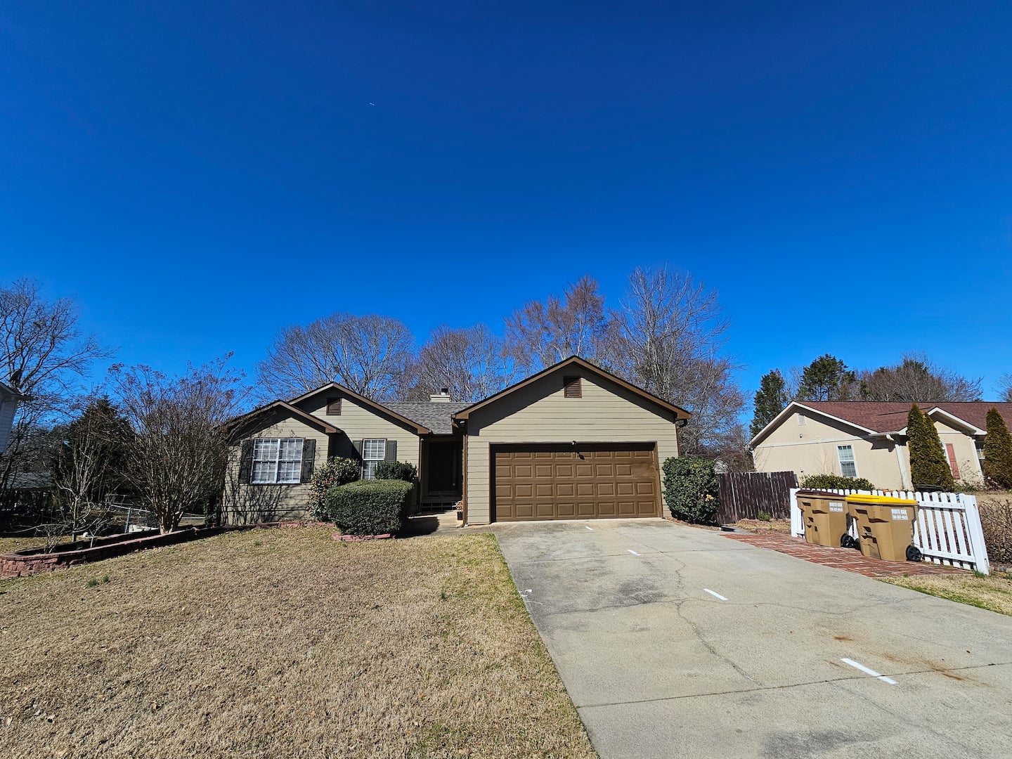 Entire Basement Near Downtown Braselton