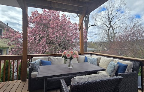 Cozy 2BR Retreat | Near NYC | Easy Parking