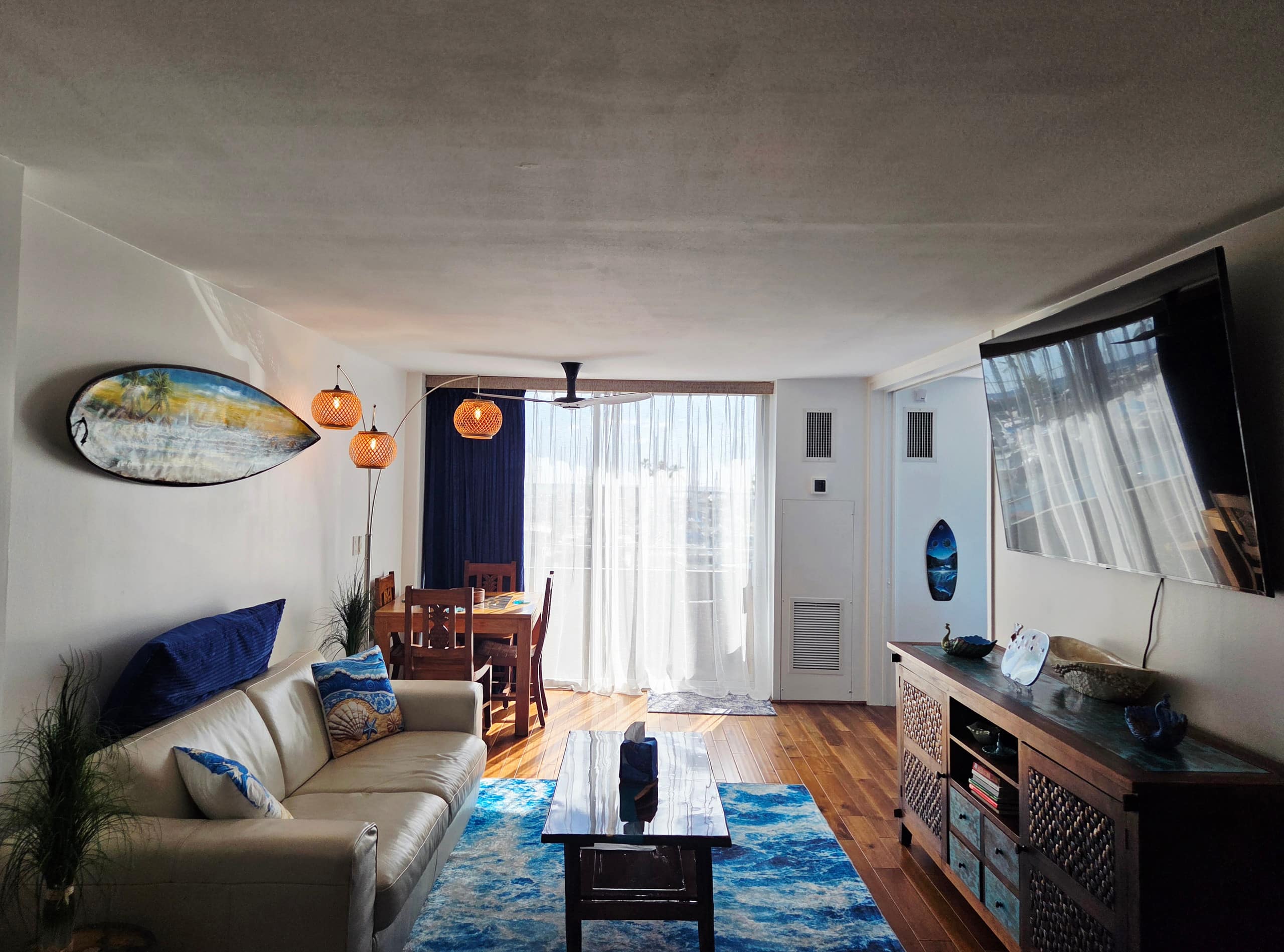 Ocean & Marina View Suite - Image 3