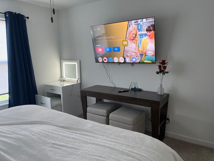 Smart TV nella camera da letto principale 