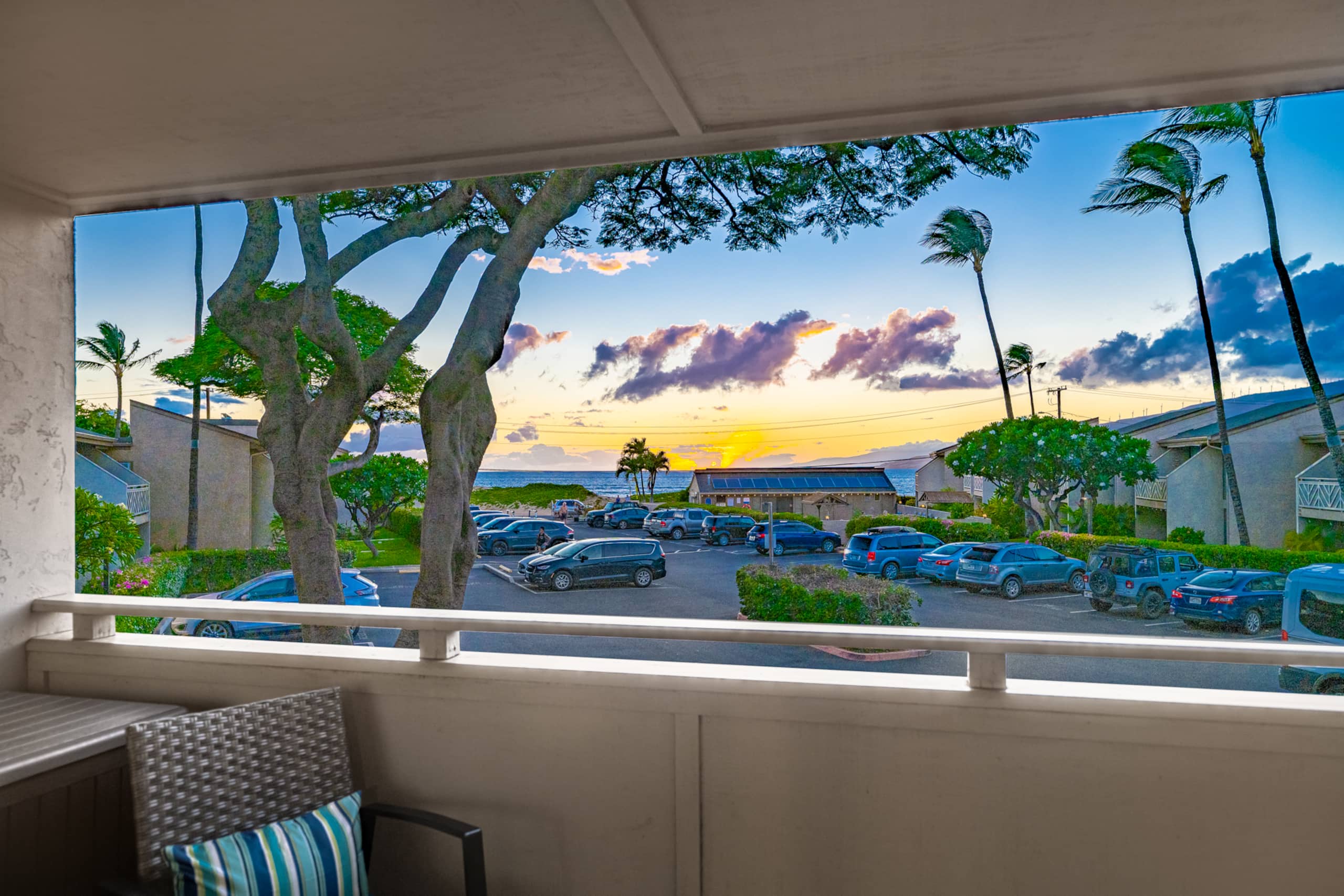 Modern Oceanview! AC, Beach, Pool, Hot Tub! - Image 30